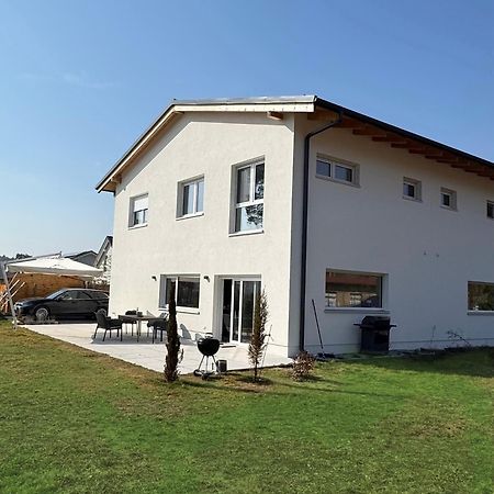 Modernes Ferienhaus Mit 3 Schlafzimmern In Der Naehe Vom Scharmuetzelsee เวนดิสช์รีทซ์ ภายนอก รูปภาพ